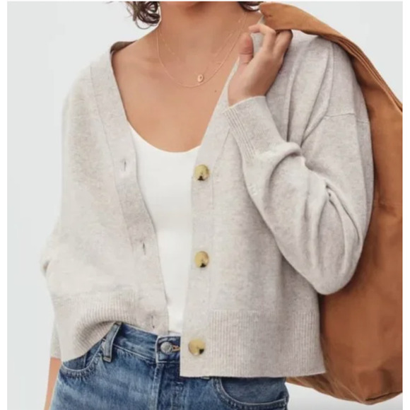 Everlane | Sweaters | Everlane Cropped Cashmere Cardigan Sweater Button  Front V Neck Nwot Small | Poshmark